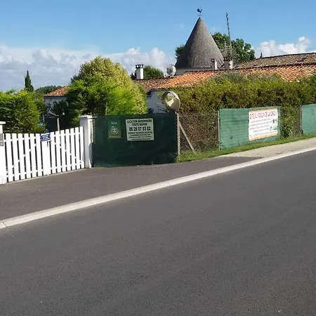 Du Moulin De La Croix