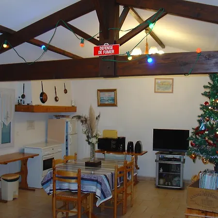 Du Moulin De La Croix * Arces-sur-Gironde